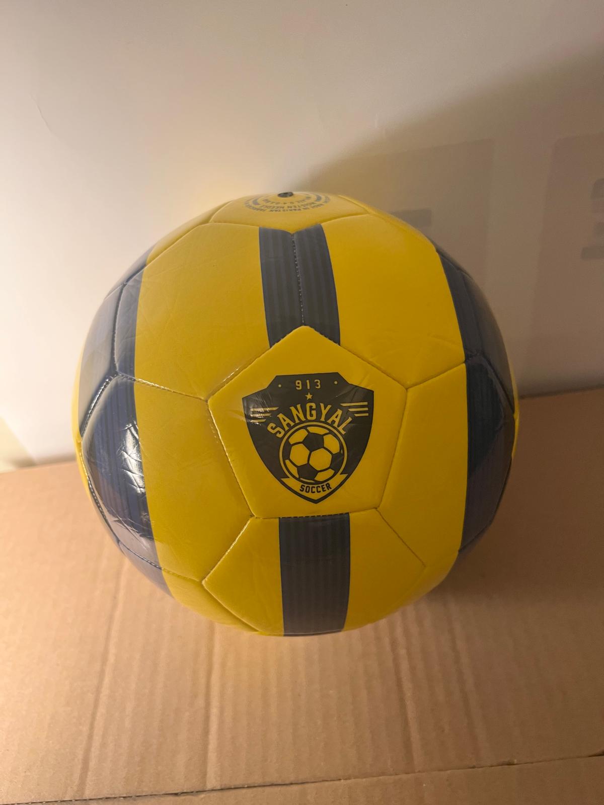 Soccer Ball FIFA Quality PRO Match Ball Size 5 - Image 4